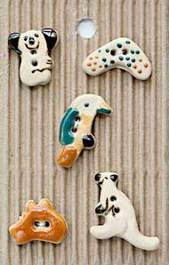 Incomparable Buttons L585 5 australiana theme buttons